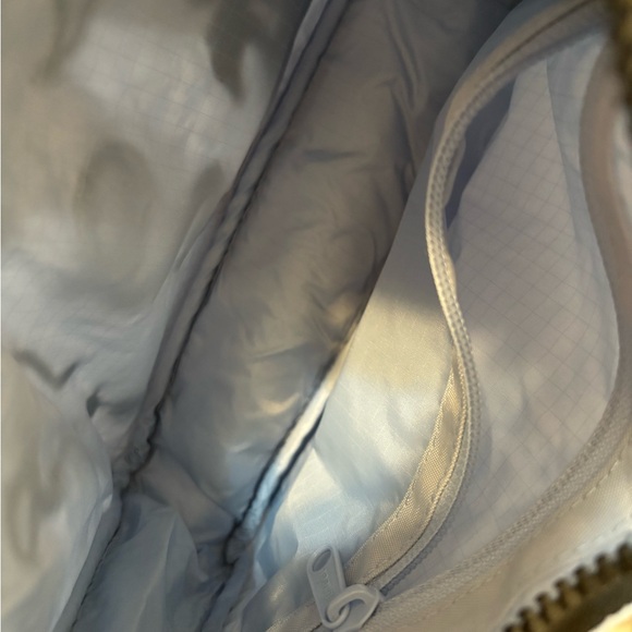 BAGGU Light Blue Shoulder Bag with Black Designs - Picture 3 of 3